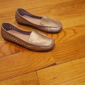 Women's Soft leather slip-on loafers